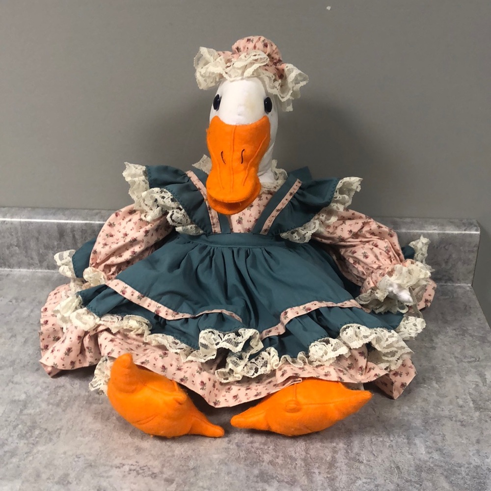 ✨hostpick x2✨Amazing mother goose handmade child’s storybook stuffy